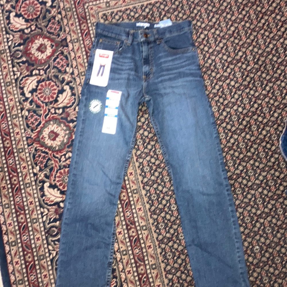 Boys 14 slim wrangler jeans! Brand new never been worn!